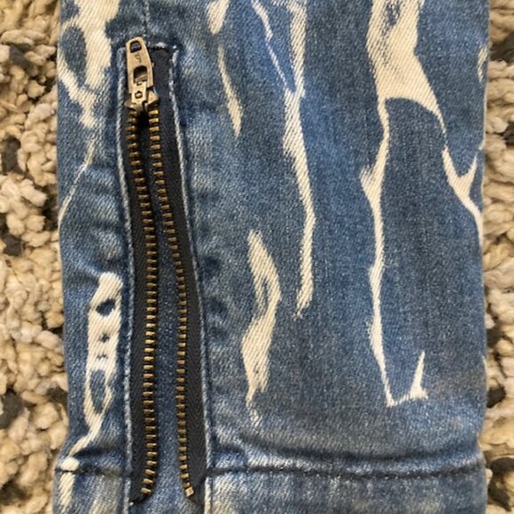 Stella McCartney Designer Denim Overalls. Teen age 12. - Picture 9 of 9